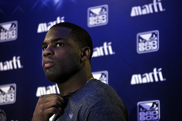 这句话背后 这句话背后